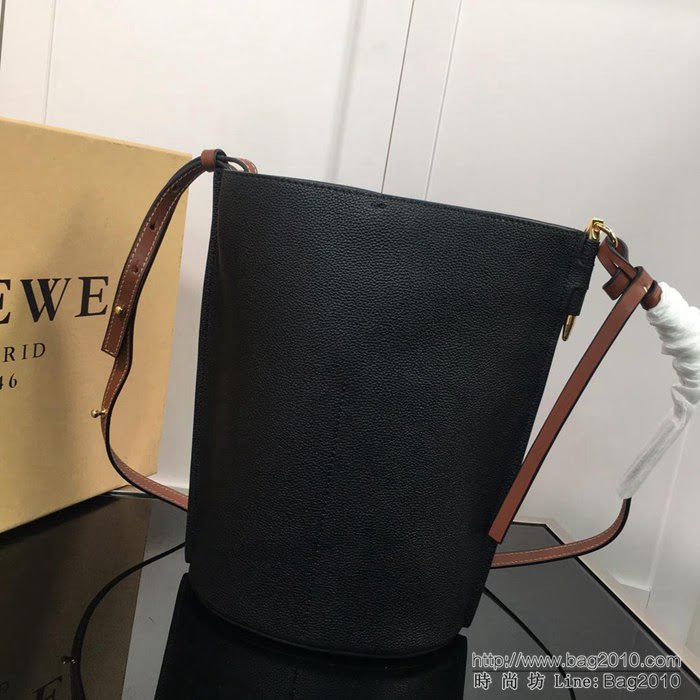 LOEWE羅意威 原單五金 最新geta水桶包 簡單時尚 百搭肩背包 3040  jdl1130